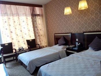 Chengdu Thanks Giving Hotel CTU Esterno foto
