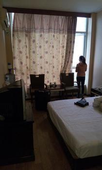 Chengdu Thanks Giving Hotel CTU Esterno foto
